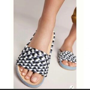 Soludos Black and White Woven Mules
